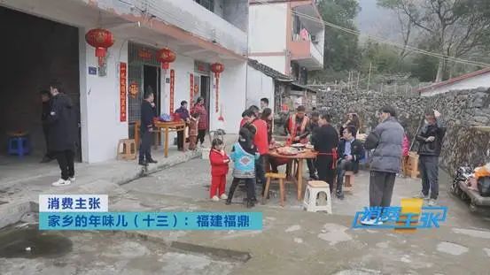 DƬ
